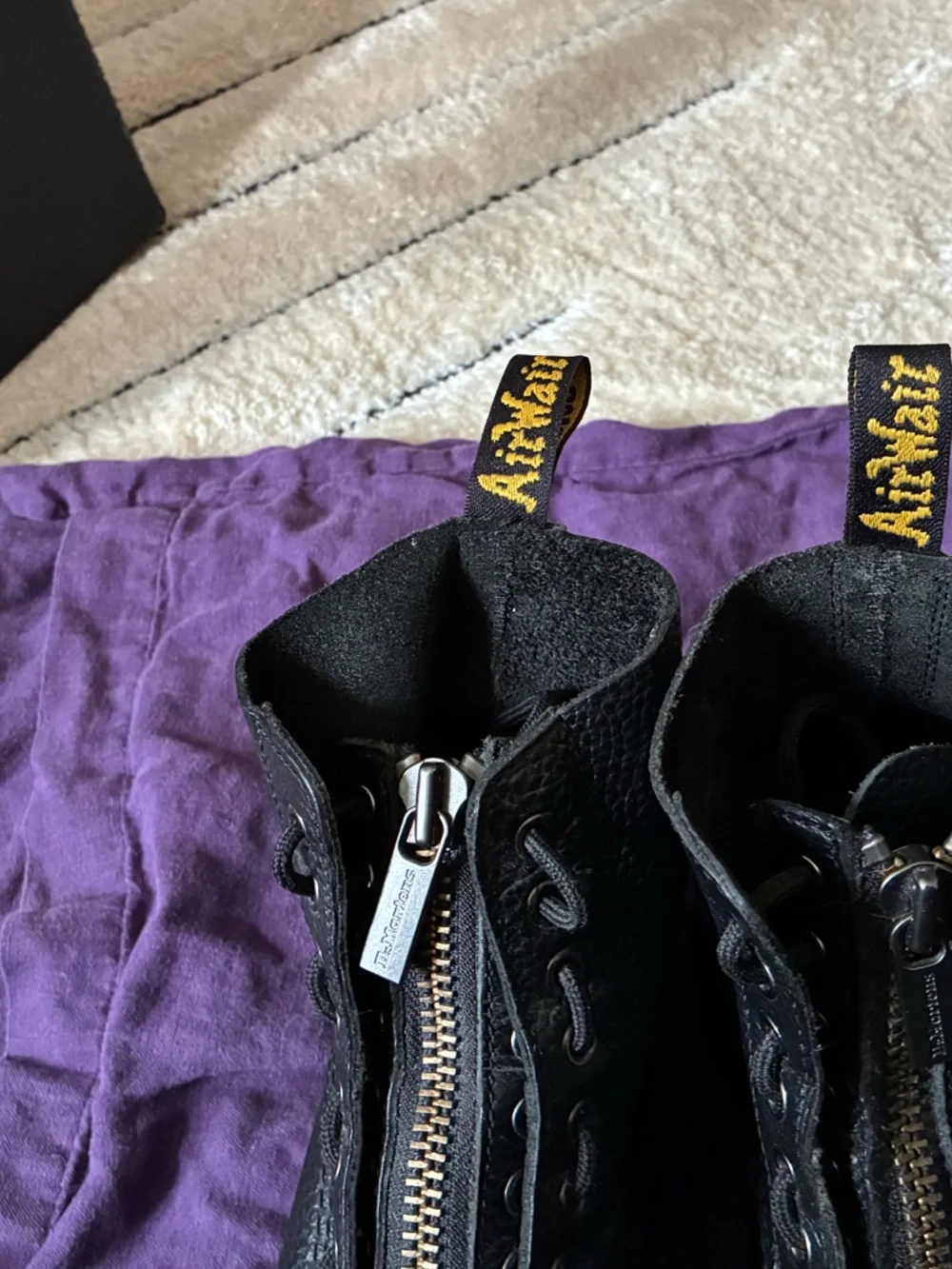 Dr. Martens Black Sinclair leather Zip-Front Combat Boots. - Picture 8 of 10